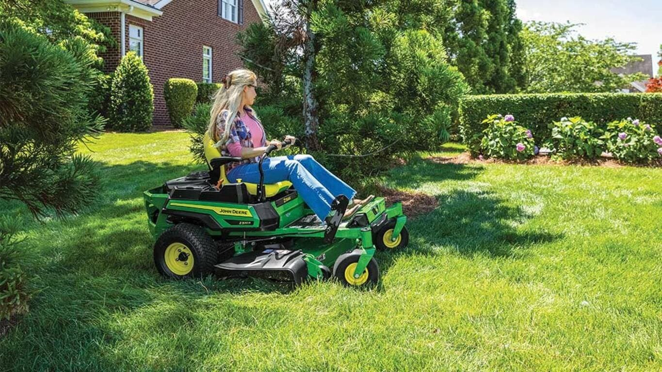 z20r ztrak™ mower with 42 in. deck z20r ztrak™ mower with 42 in. deck